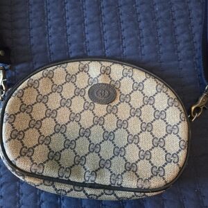 Authentic Vintage Gucci crossbody